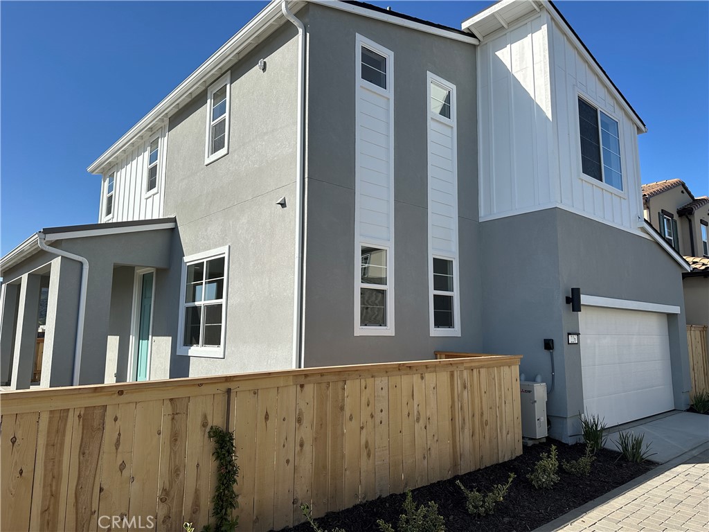 226 Memphis Belle Way, San Luis Obispo, CA 93401