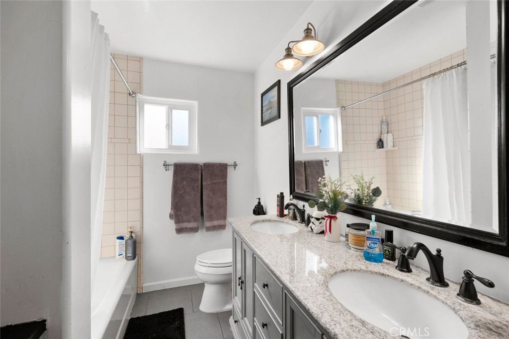 2357 Boulevard del Campo, San Luis Obispo, CA 93401