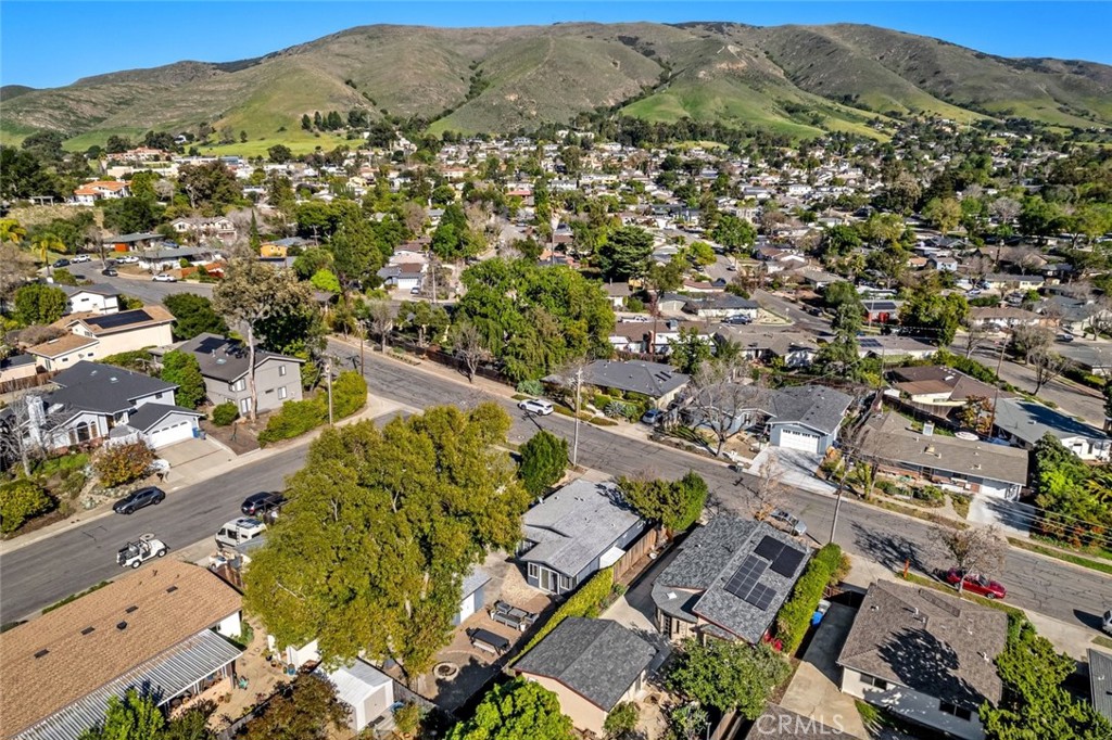 2357 Boulevard del Campo, San Luis Obispo, CA 93401