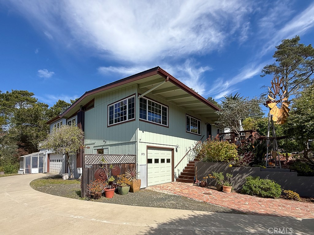 971 Hartford St, Cambria, CA 93428