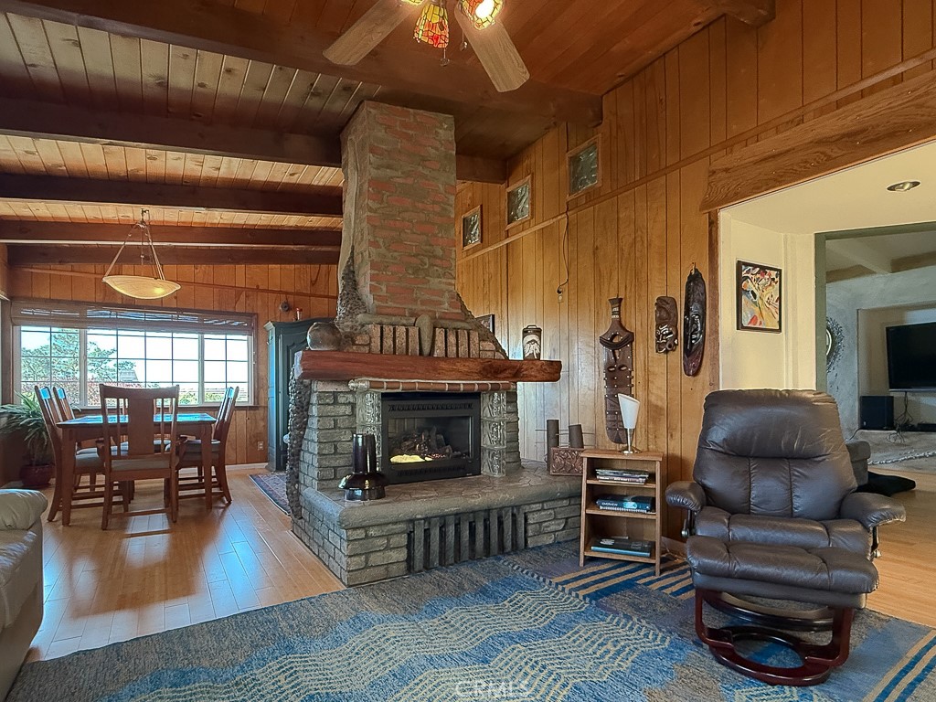 971 Hartford St, Cambria, CA 93428