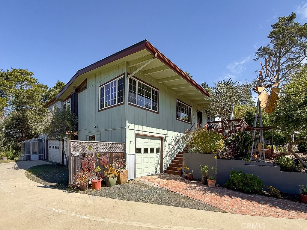 971 Hartford St, Cambria, CA 93428