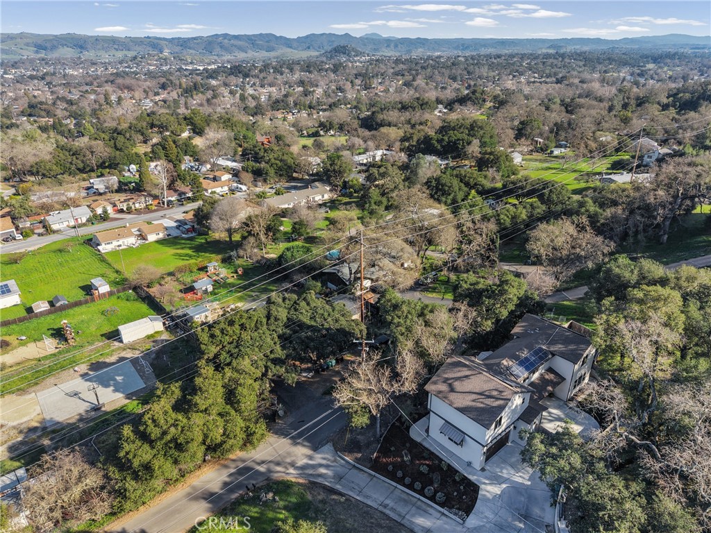 7080 Bella Vista Rd., Atascadero, CA 93422