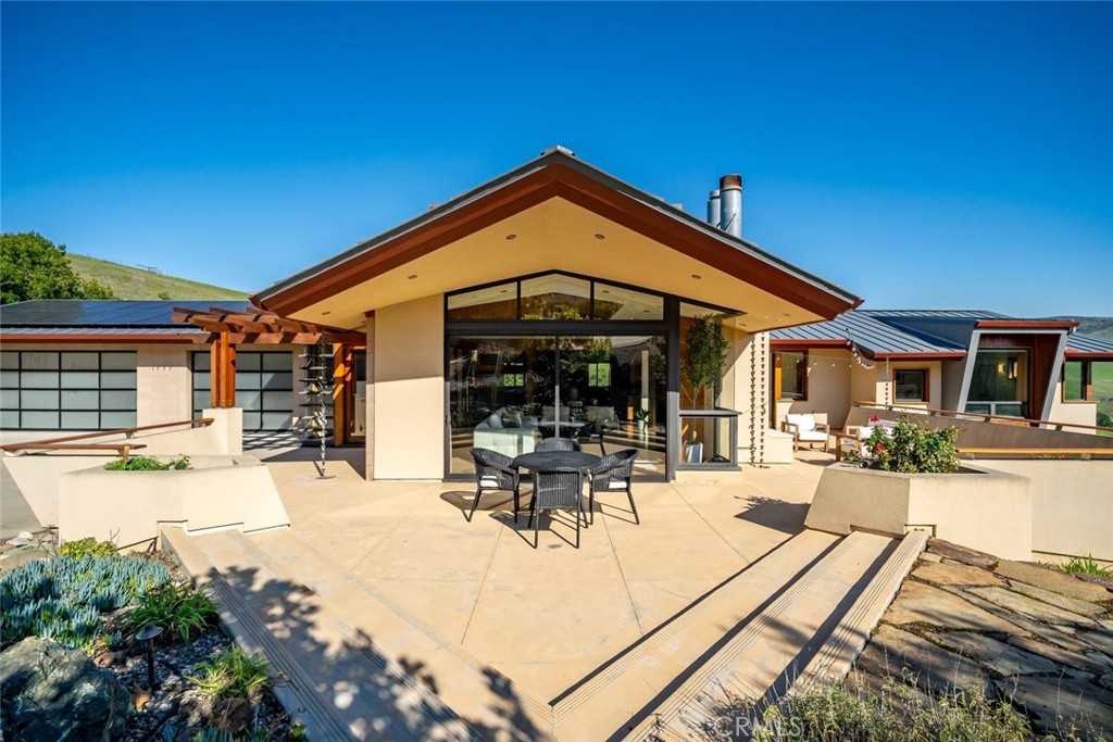 1777 Paseo De Caballo, San Luis Obispo, CA 93405