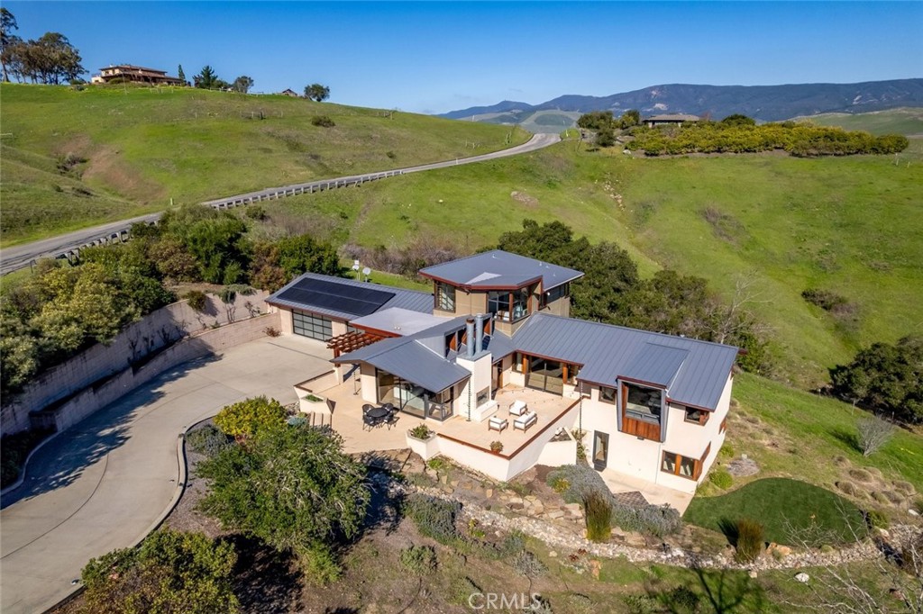 1777 Paseo De Caballo, San Luis Obispo, CA 93405