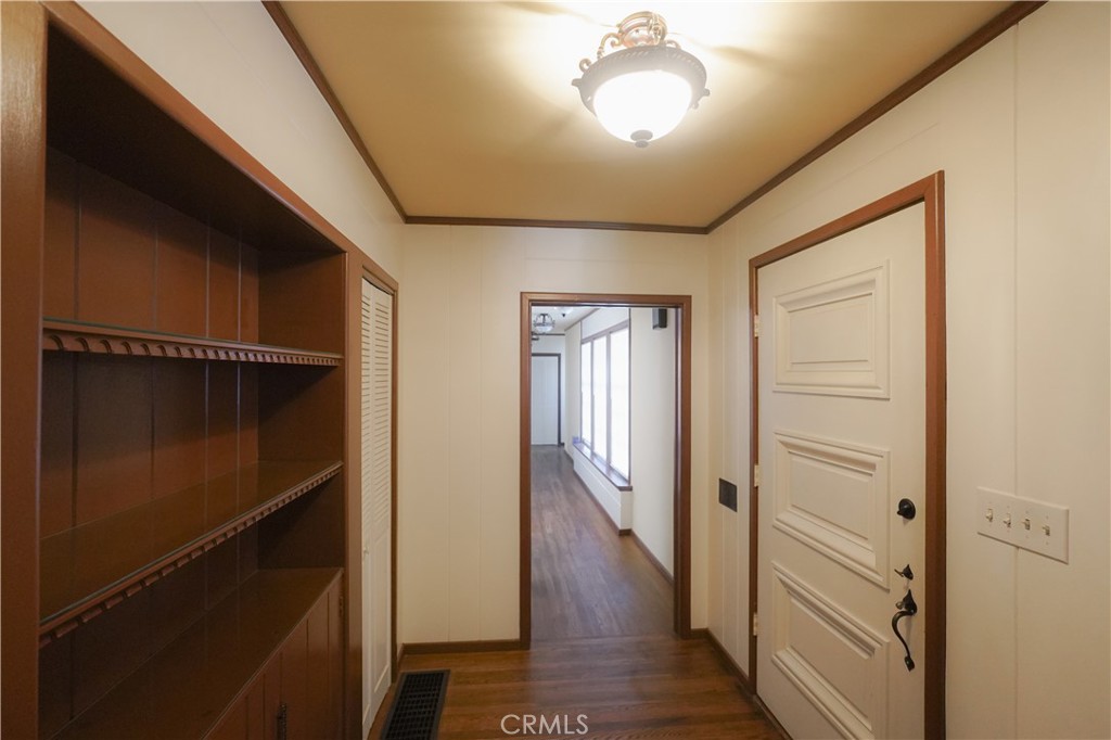 2038 H, Merced, CA 95340