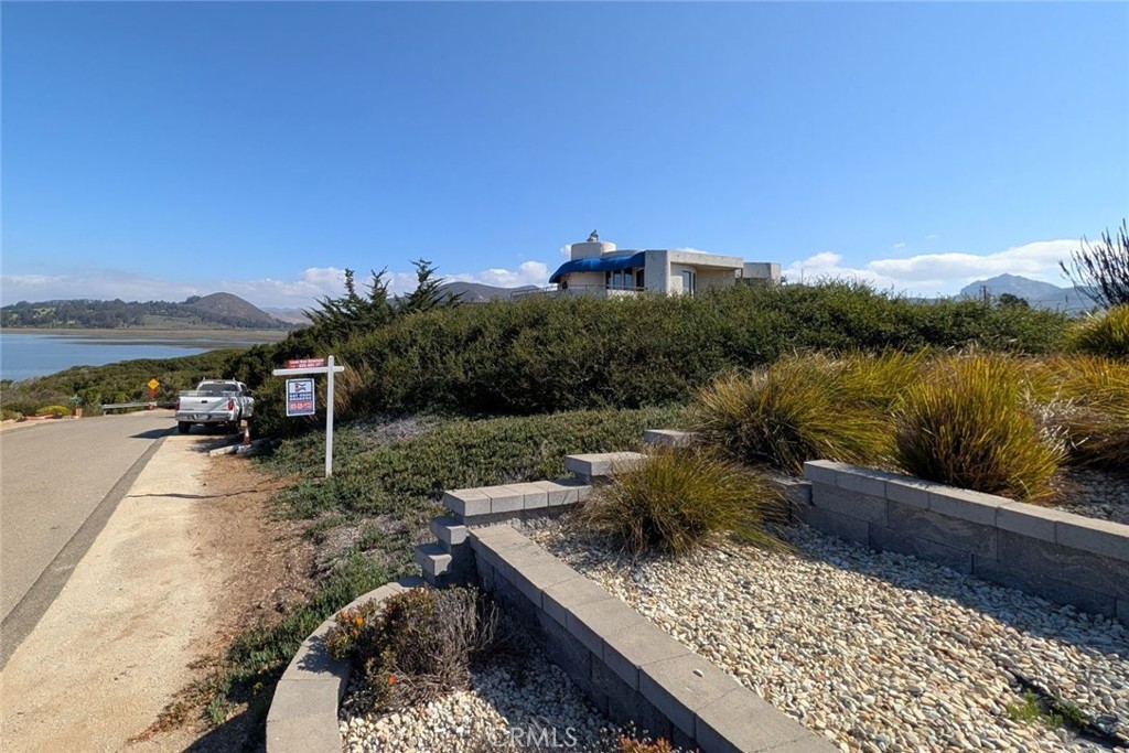 1168 10th St, Los Osos, CA 93402