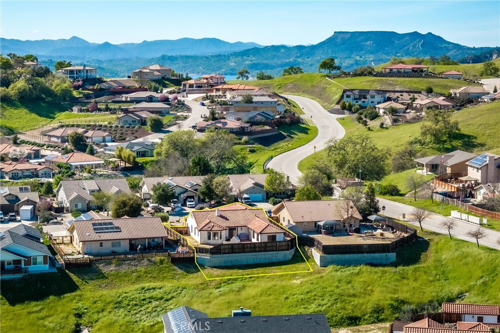 3620 Delaney Pl, Paso Robles, CA 93446