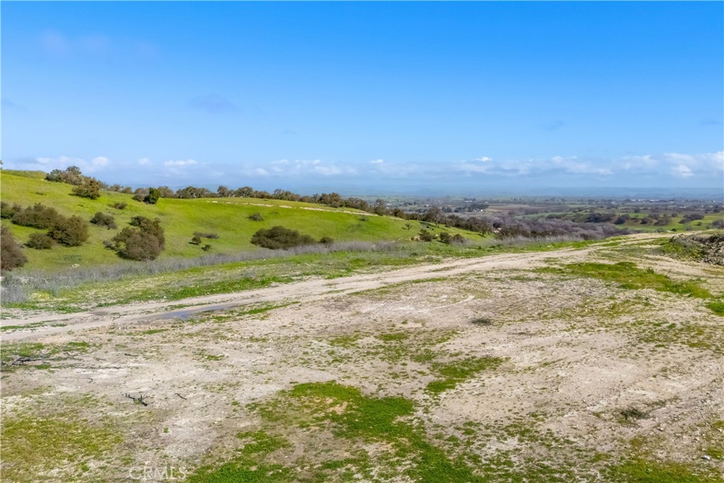 310 Camino Vista Cielo, Paso Robles, CA 93446