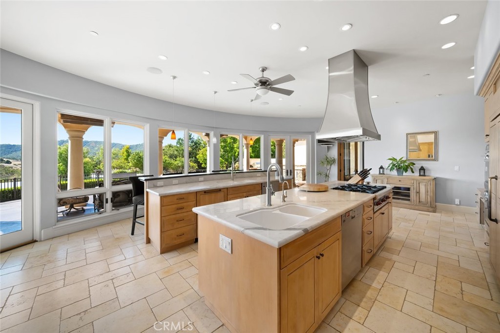 1175 Bassi, San Luis Obispo, CA 93405