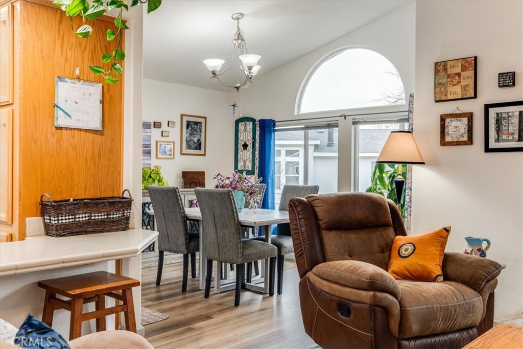 51 Quinta Ct, Paso Robles, CA 93446