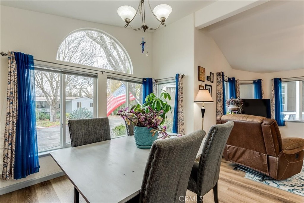 51 Quinta Ct, Paso Robles, CA 93446