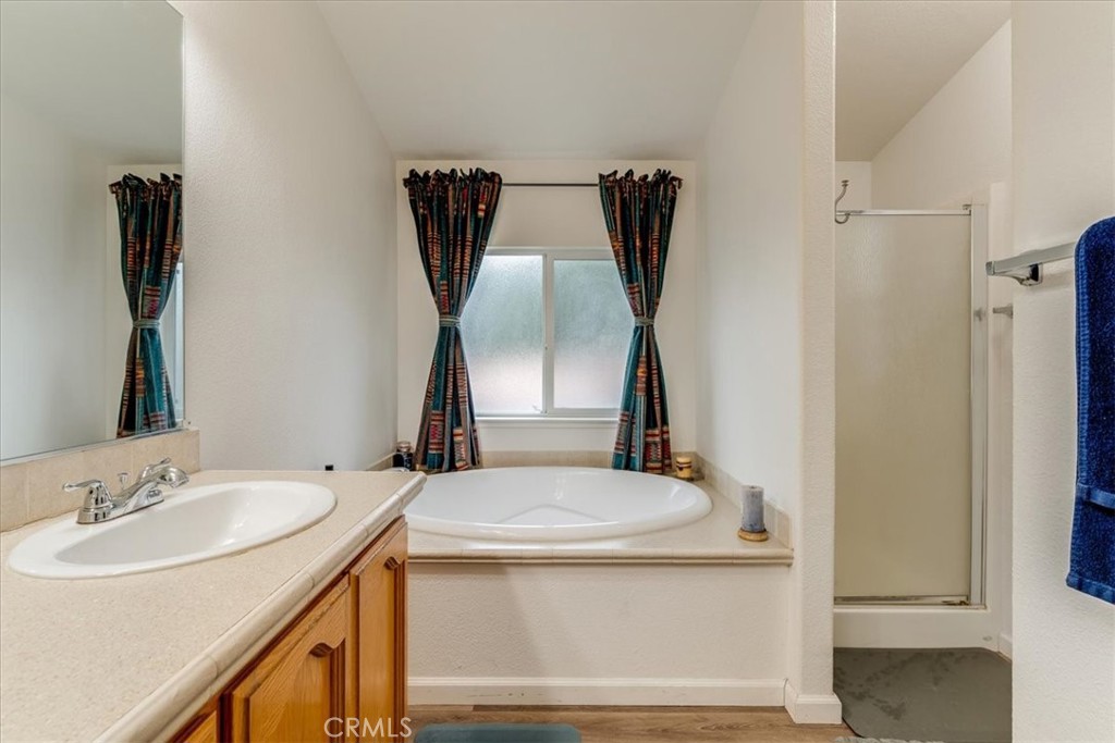 51 Quinta Ct, Paso Robles, CA 93446