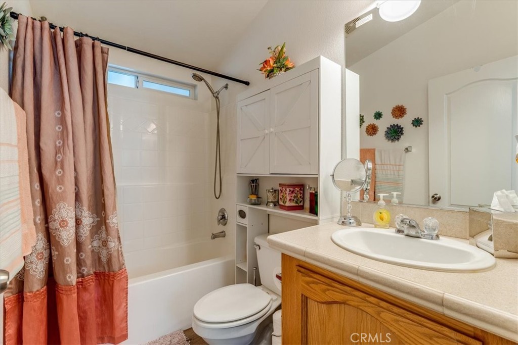 51 Quinta Ct, Paso Robles, CA 93446