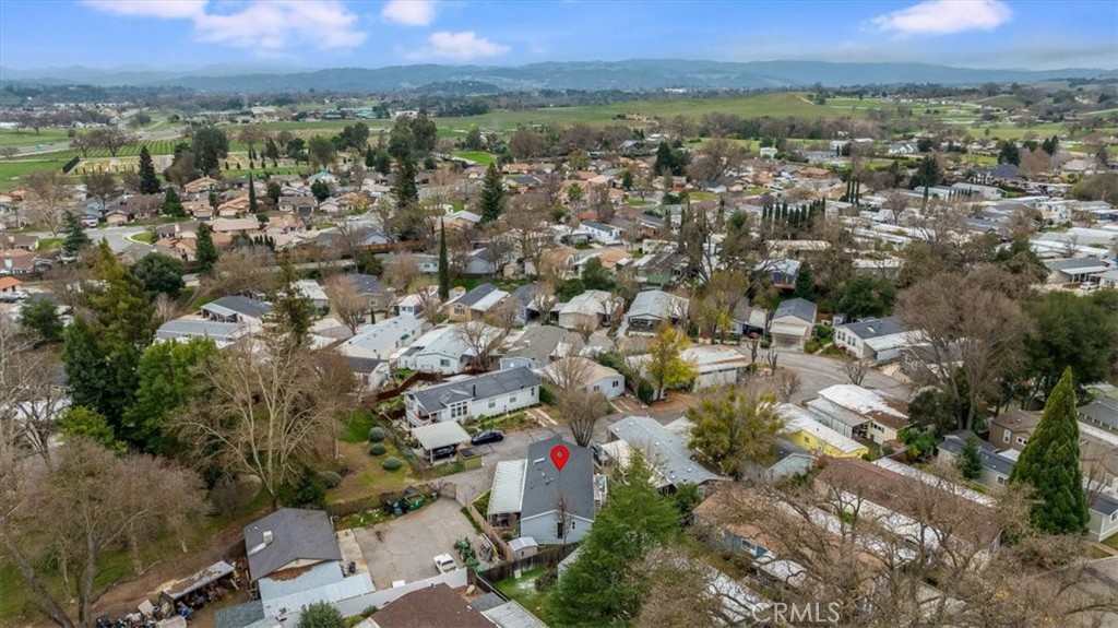 51 Quinta Ct, Paso Robles, CA 93446