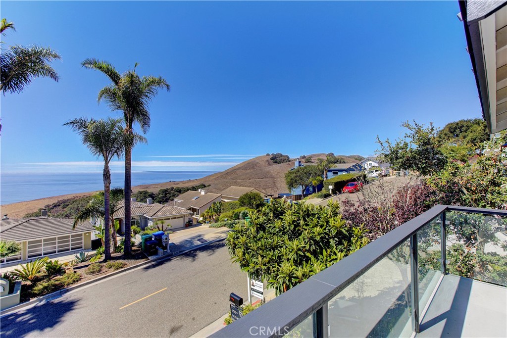 1166 Longview Ave, Pismo Beach, CA 93449