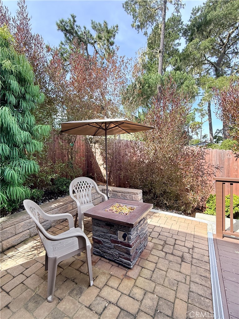 5175 Plymouth St, Cambria, CA 93428