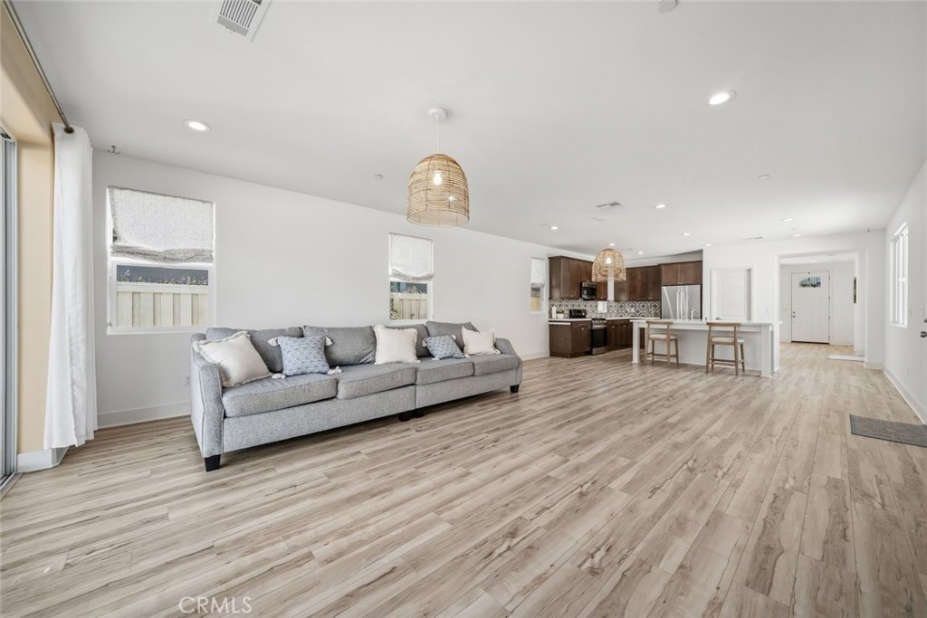 3898 Hayfield Loop, San Luis Obispo, CA 93401