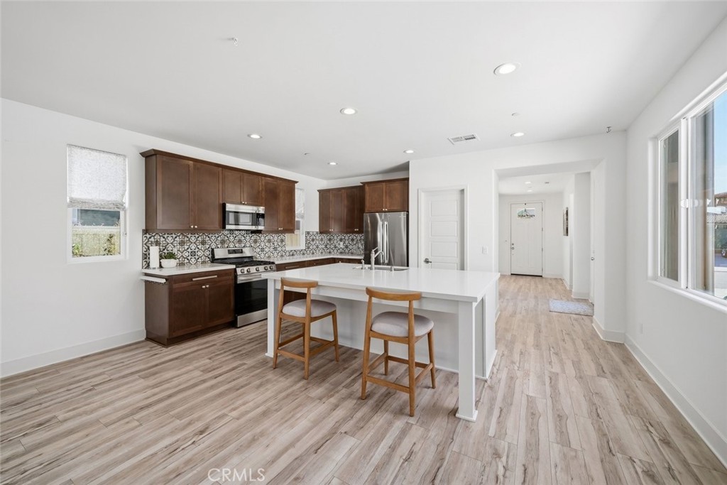 3898 Hayfield Loop, San Luis Obispo, CA 93401