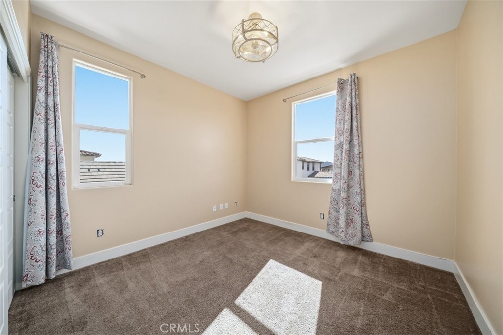 3898 Hayfield Loop, San Luis Obispo, CA 93401