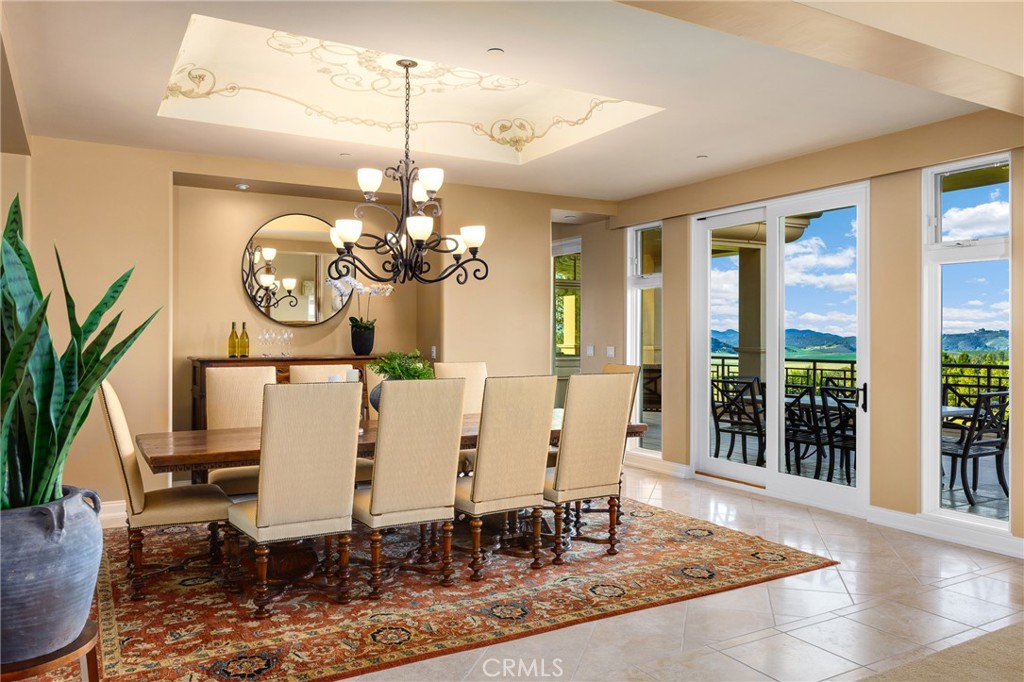 6935 Canada Vista, San Luis Obispo, CA 93401