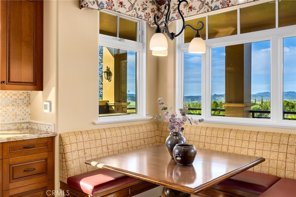 6935 Canada Vista, San Luis Obispo, CA 93401