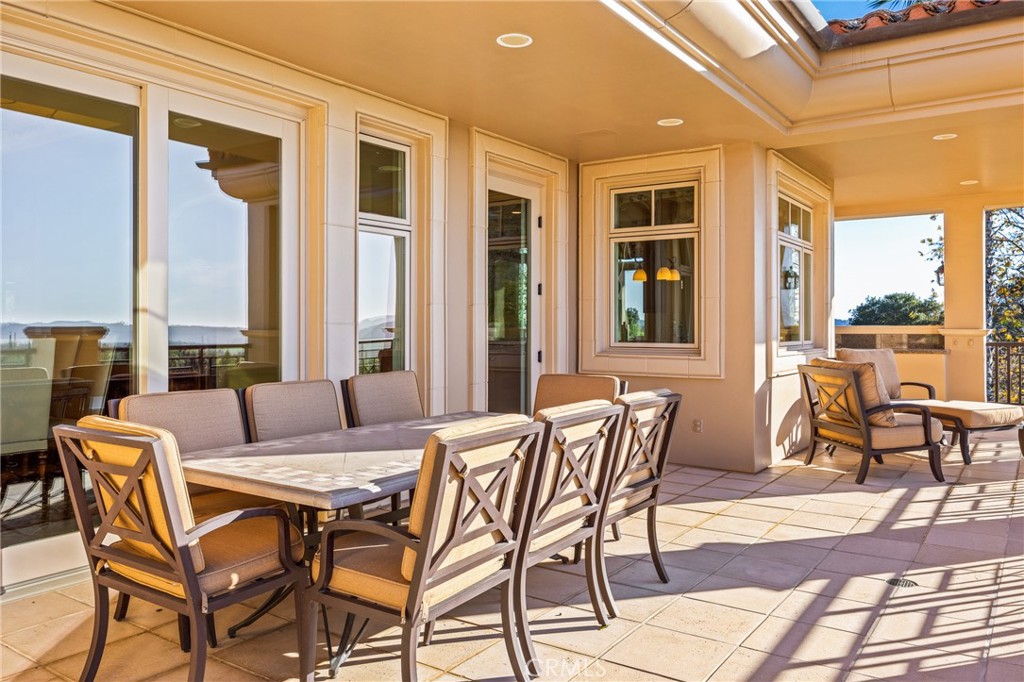 6935 Canada Vista, San Luis Obispo, CA 93401