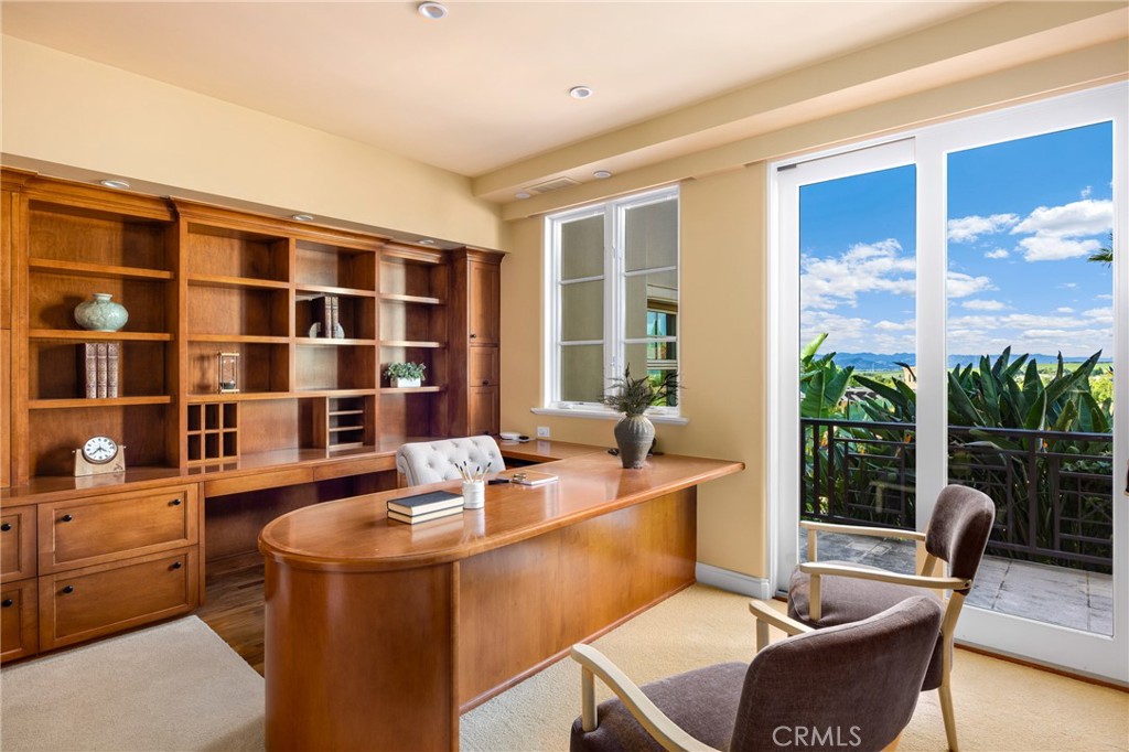 6935 Canada Vista, San Luis Obispo, CA 93401