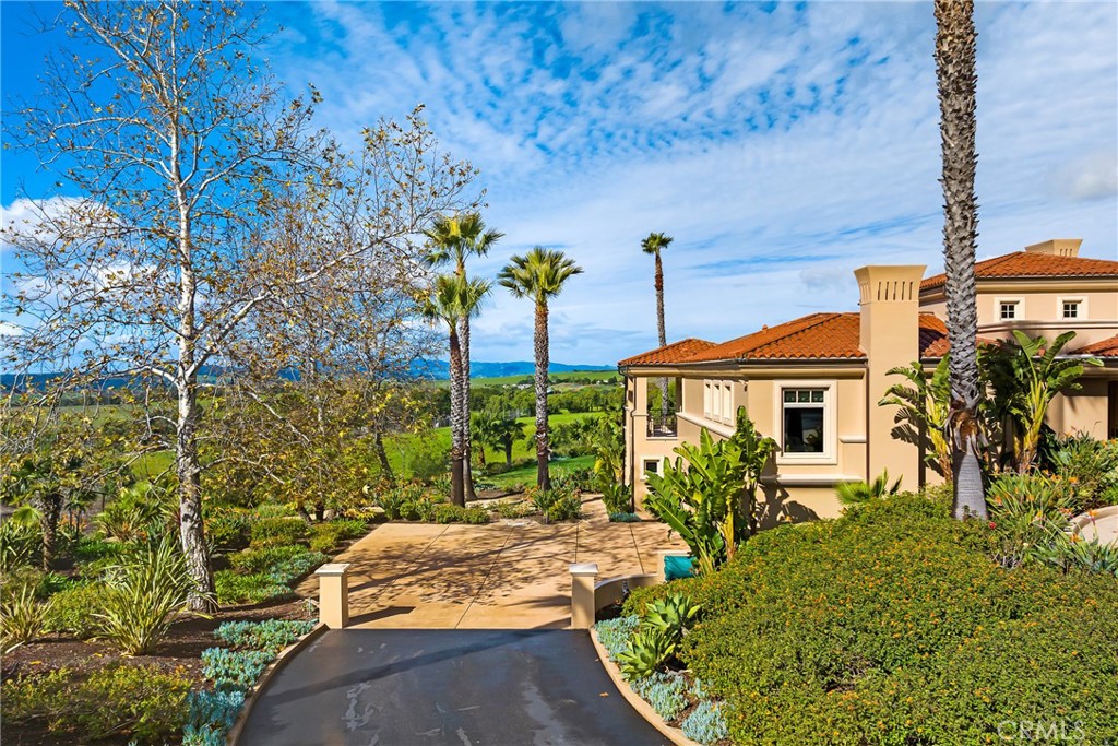 6935 Canada Vista, San Luis Obispo, CA 93401