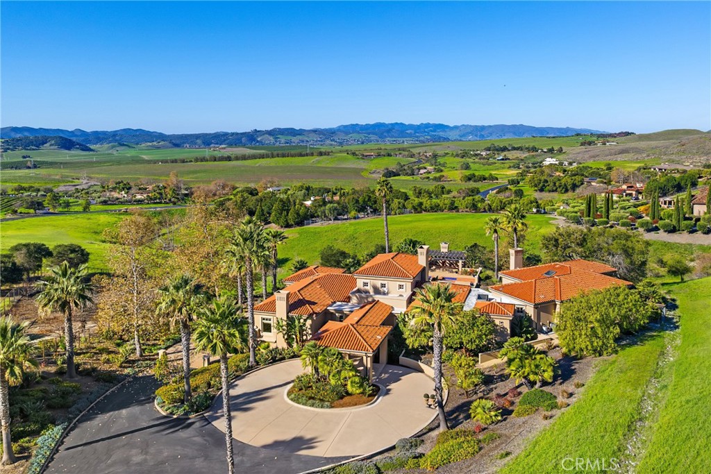 6935 Canada Vista, San Luis Obispo, CA 93401