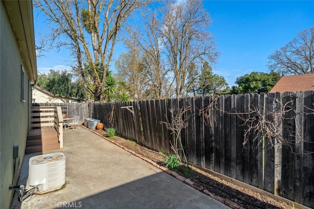 110 8th St, Templeton, CA 93465