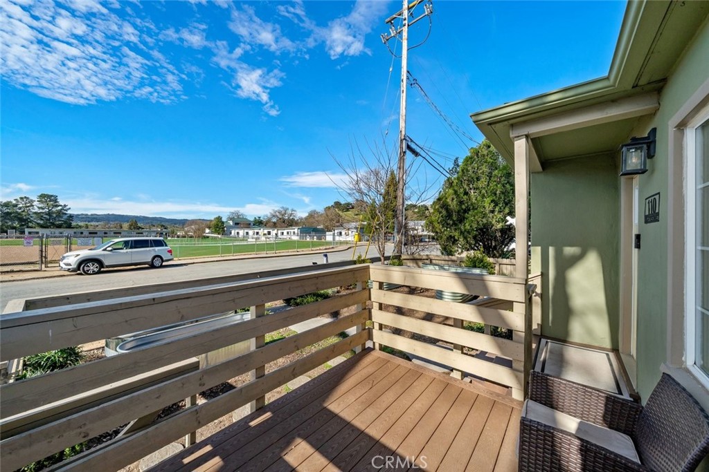 110 8th St, Templeton, CA 93465