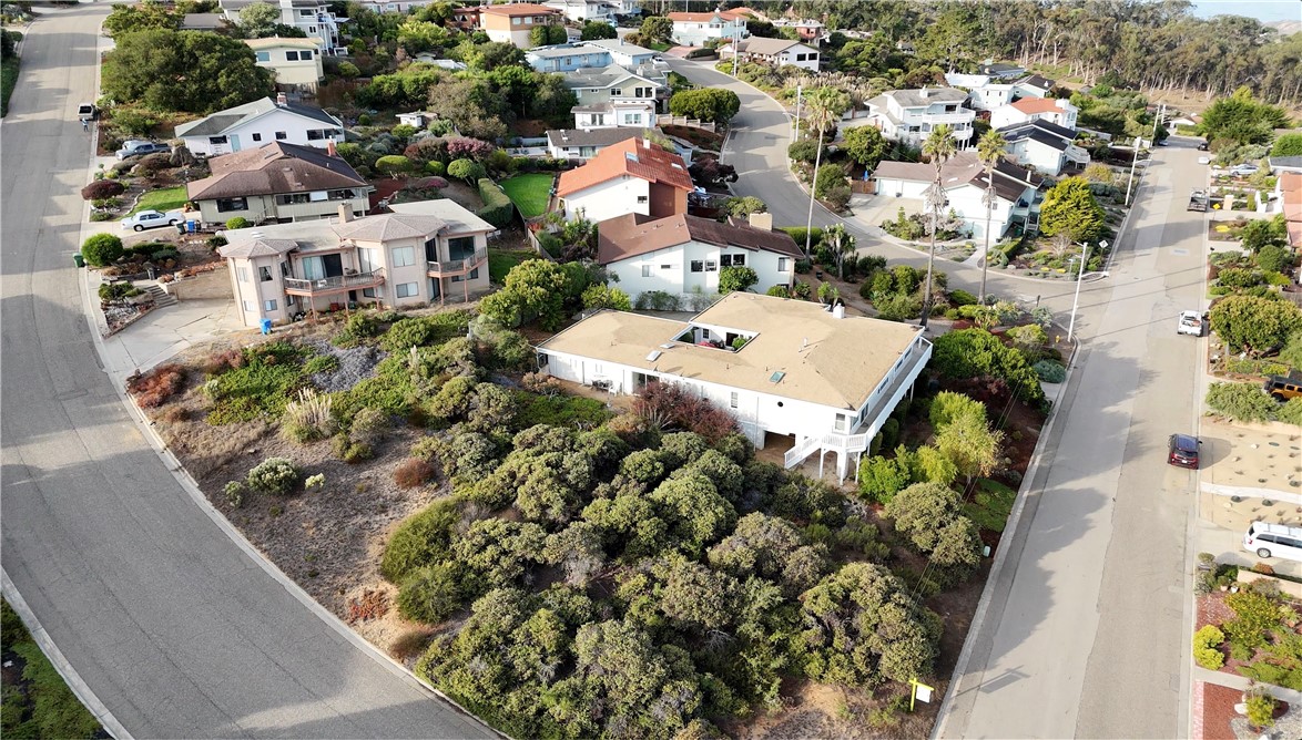 2796 Crockett Cir, Los Osos, CA 93402