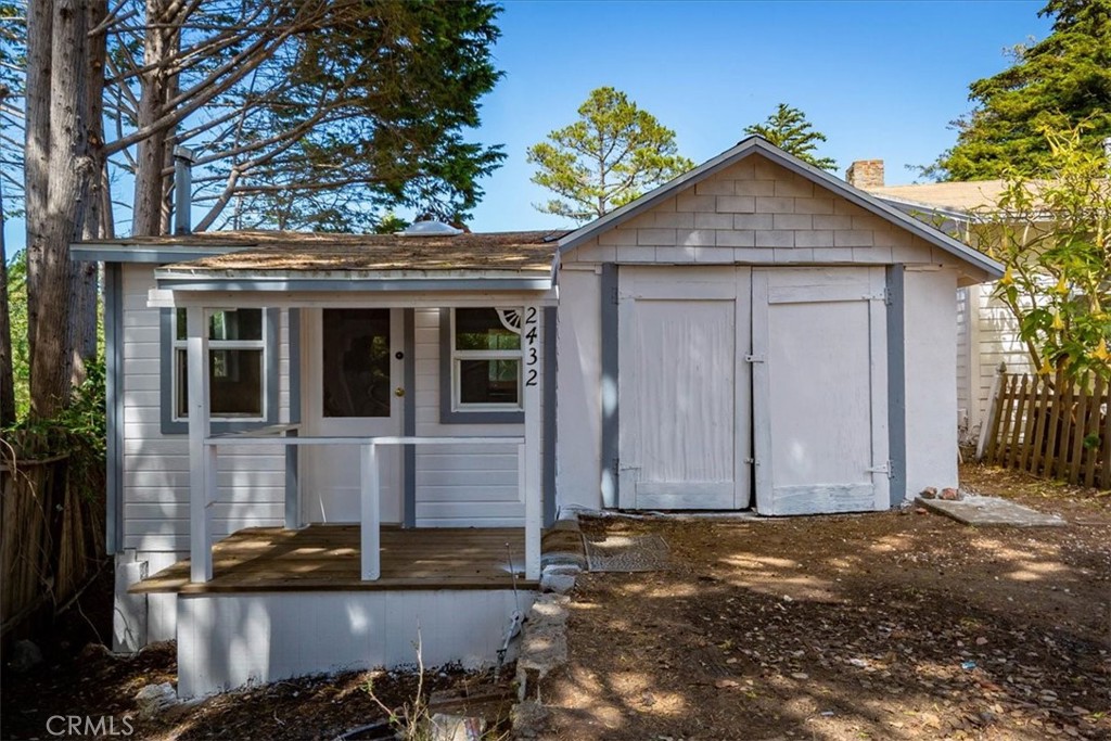 2438 Langton, Cambria, CA 93428