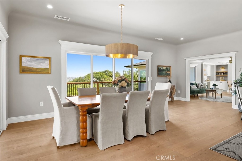 1026 Merry Hill Road, Paso Robles, CA 93446