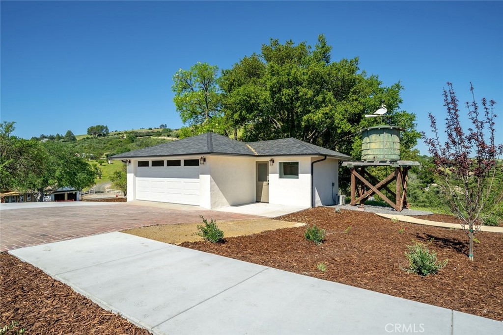 1026 Merry Hill Road, Paso Robles, CA 93446