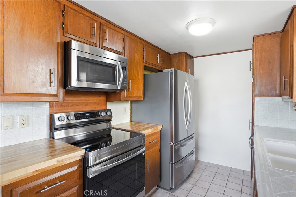 1750 Prefumo Canyon #22, San Luis Obispo, CA 93405