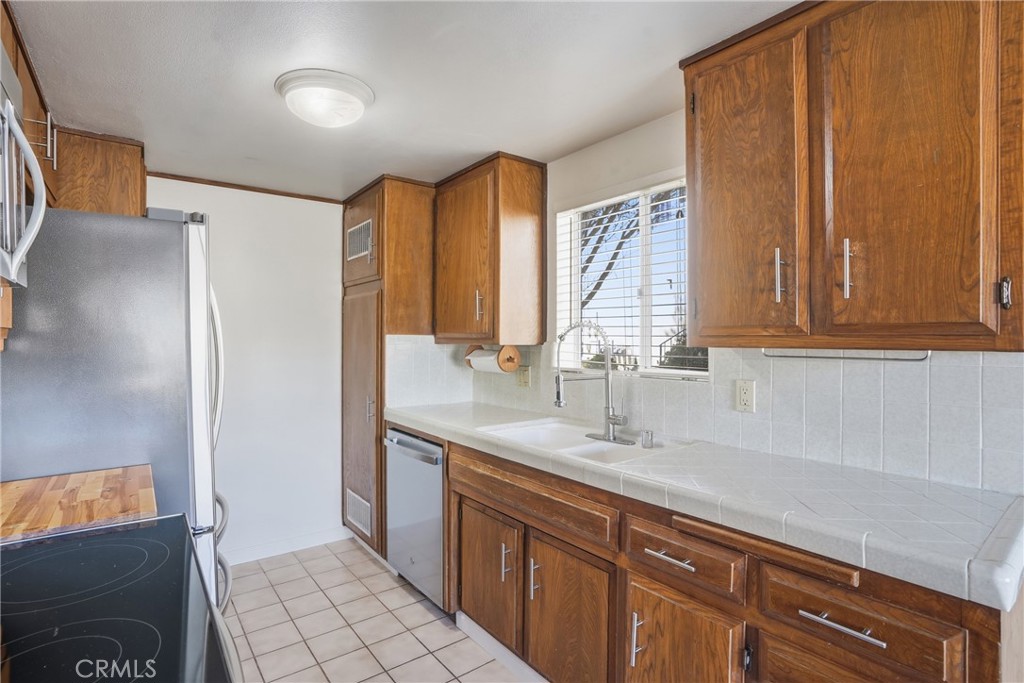 1750 Prefumo Canyon #22, San Luis Obispo, CA 93405