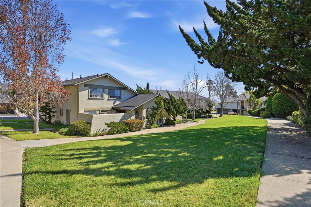 1750 Prefumo Canyon #22, San Luis Obispo, CA 93405