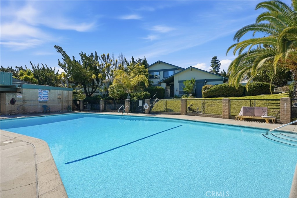 1750 Prefumo Canyon #22, San Luis Obispo, CA 93405