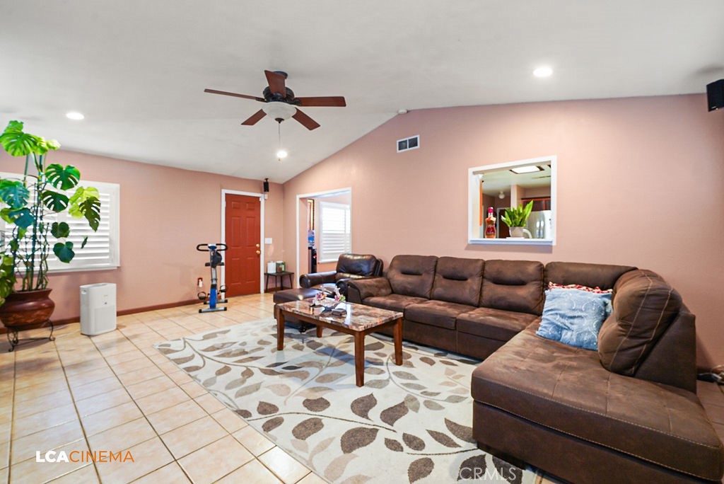 2209 Ruffino Ct., Delano, CA 93215