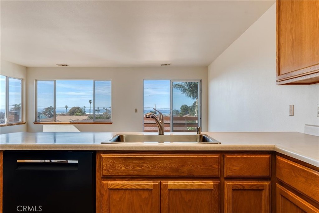 2785 Hemlock Ave, Morro Bay, CA 93442