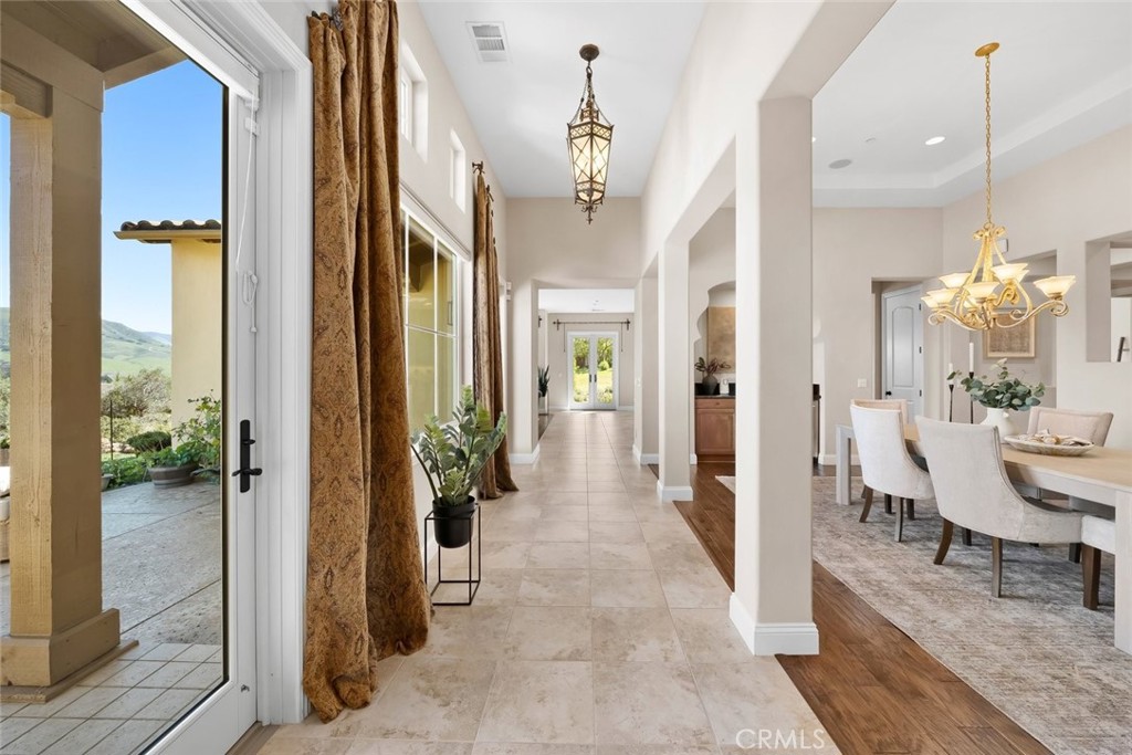 1675 Nasella Lane, San Luis Obispo, CA 93405