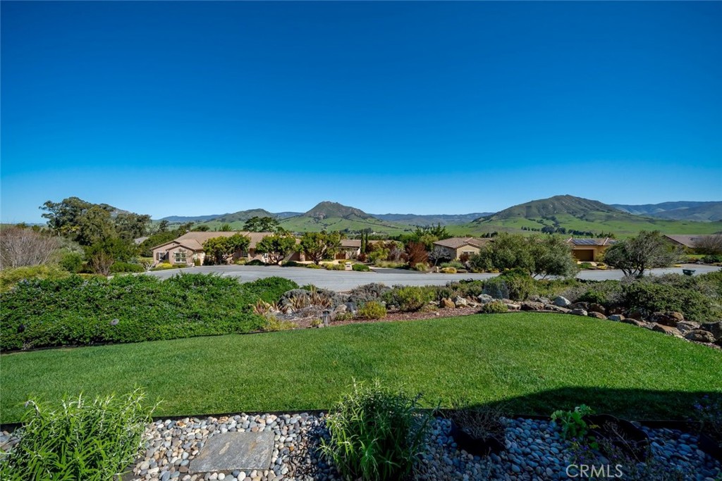 1675 Nasella Lane, San Luis Obispo, CA 93405