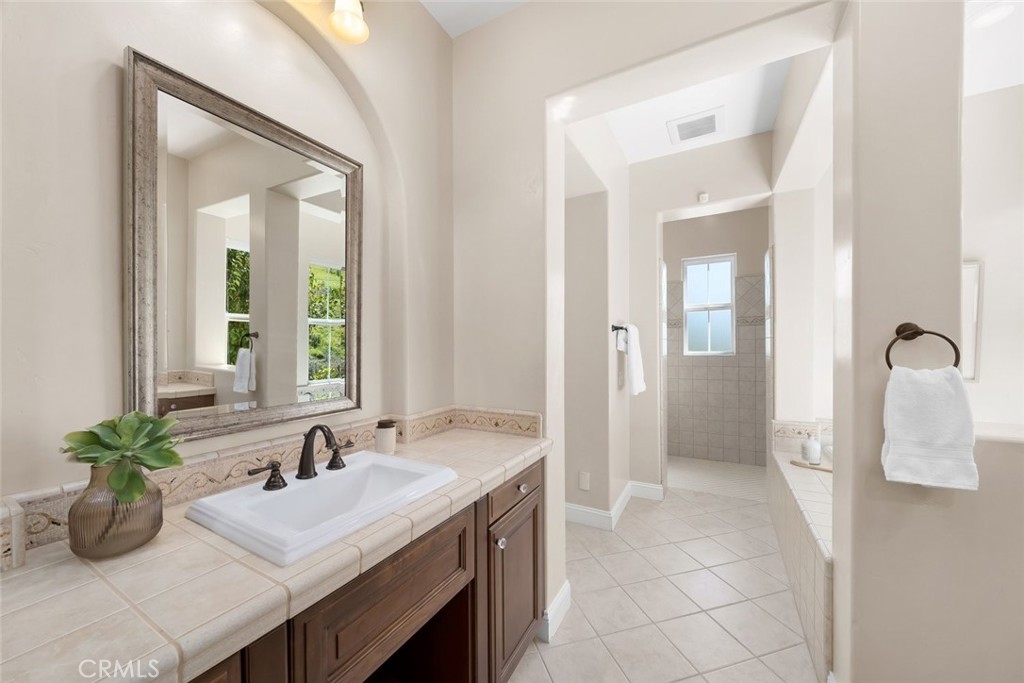 1675 Nasella Lane, San Luis Obispo, CA 93405