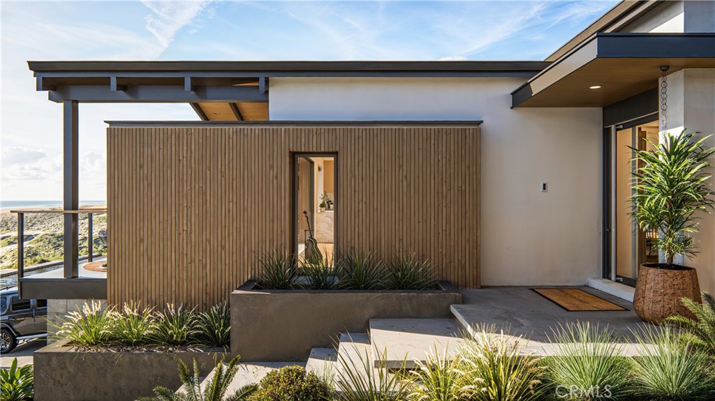 940 Tulare, Pismo Beach, CA 93449