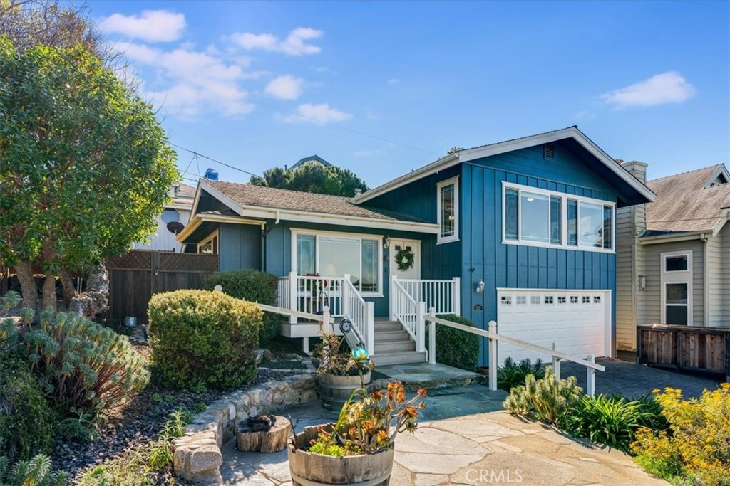 550 Plymouth, Cambria, CA 93428