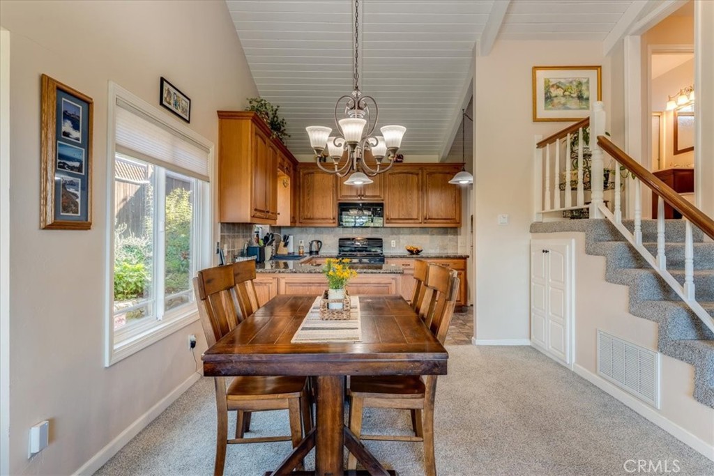 550 Plymouth, Cambria, CA 93428