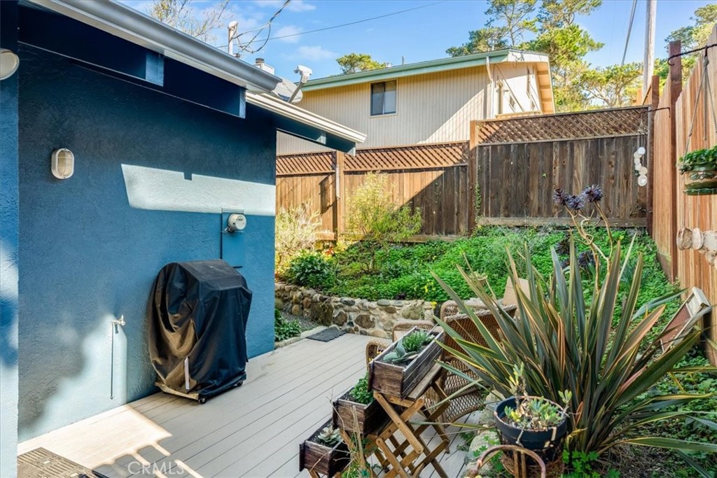 550 Plymouth, Cambria, CA 93428