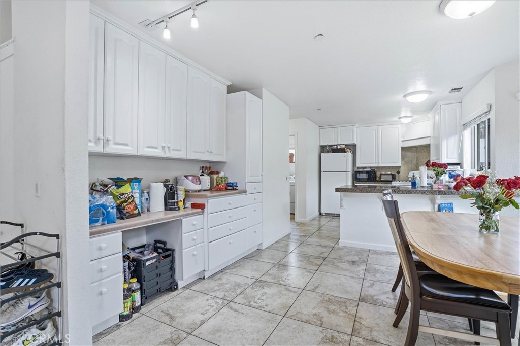 3202 Rockview Pl, San Luis Obispo, CA 93401